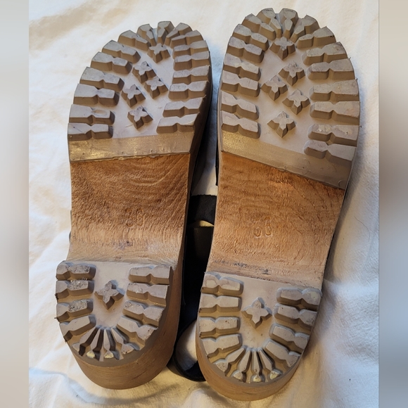 MIA Black Wooden & Leather Clogs - Picture 7 of 9